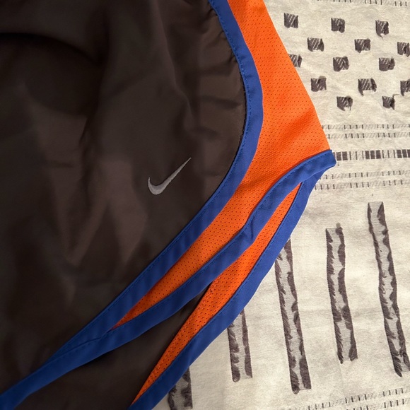 Nike Tempo Running Shorts - Picture 2 of 3